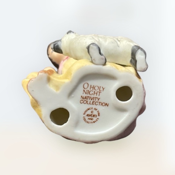 Vintage Avon 1990 O Holy Night Shepherd Boy & Lamb Nativity Christmas Figurine - Picture 4 of 5